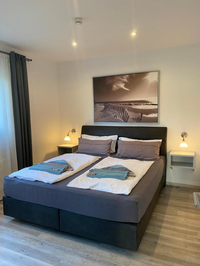 Apartment Haus Pirola Und Esens *